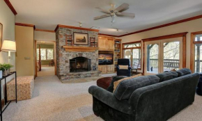 Mountain Memories - Viking gas range GE double ovenwarmer Lake views